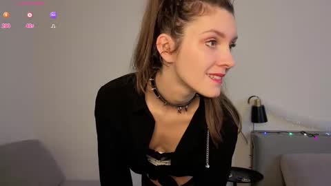 danaaddams online show from 12-20-25, 09:33