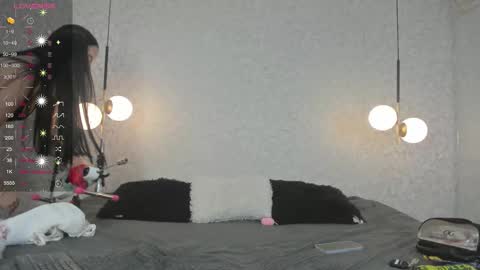    online show from 12-13-25, 10:15