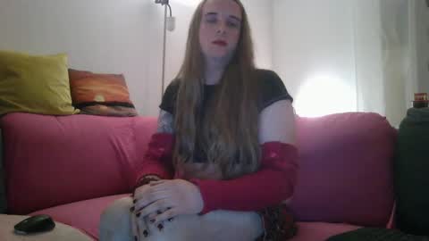 danadeluxe22 online show from 01-13-25, 12:19