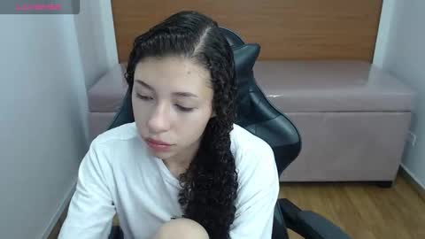 Danatella  online show from 12-21-25, 12:45