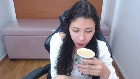 Danatella  online show from 01-15-26, 12:54