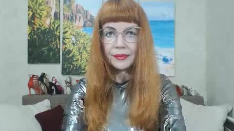 Snapshot of danceglory chatting on 05-29-26, 06:22 Danceglory online show from 05-29-26, 06:22