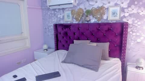 Snapshot of danee_19 chatting on 01-24-25, 11:37 Daniela online show from 01-24-25, 11:37