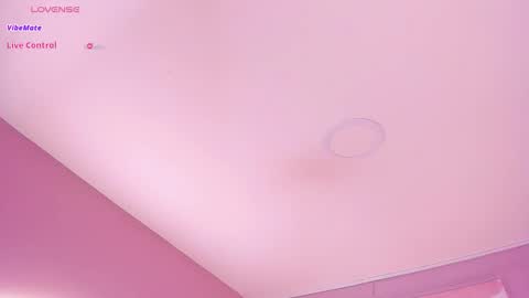 Snapshot of danee_19 chatting on 01-06-26, 10:19 Daniela online show from 01-06-26, 10:19