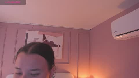 Snapshot of danee_19 chatting on 01-14-26, 10:32 Daniela online show from 01-14-26, 10:32