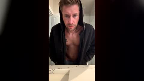 Snapshot of danerdude chatting on 03-20-26, 02:55 danerdude online show from 03-20-26, 02:55