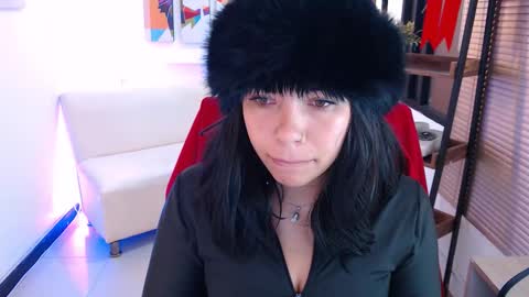 Veronica online show from 03-18-26, 11:57