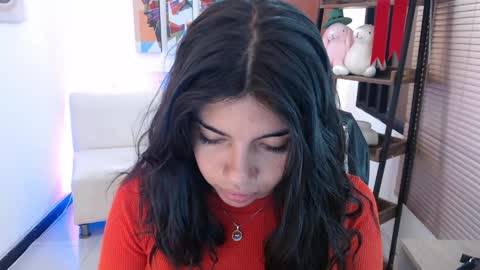 Snapshot of dangel_noir6 chatting on 05-20-26, 11:49 Veronica online show from 05-20-26, 11:49