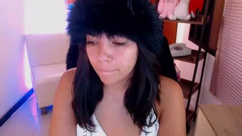 Snapshot of dangel_noir6 chatting on 06-05-26, 11:49 Veronica online show from 06-05-26, 11:49