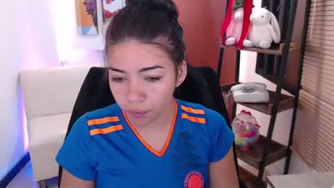 Snapshot of dangel_noir6 chatting on 06-23-26, 12:03 Veronica online show from 06-23-26, 12:03