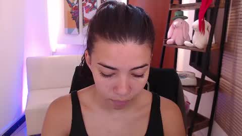Snapshot of dangel_noir6 chatting on 06-24-26, 11:53 Veronica online show from 06-24-26, 11:53