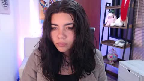 Snapshot of dangel_noir6 chatting on 07-15-26, 11:48 Veronica online show from 07-15-26, 11:48