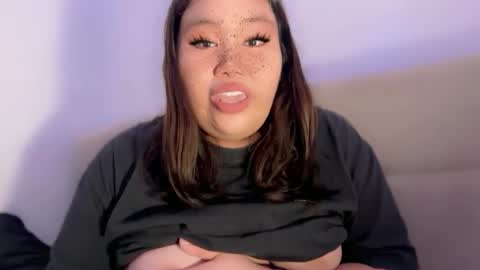 Snapshot of dangerous_womanxx chatting on 04-24-26, 03:58 Ms. K online show from 04-24-26, 03:58