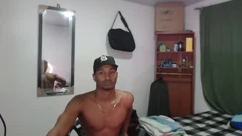 dani_brown19 online show from 05-14-26, 02:18