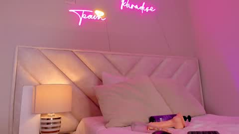 Snapshot of dani_skinny_ chatting on 02-13-25, 09:49 Hi I am Dani online show from 02-13-25, 09:49