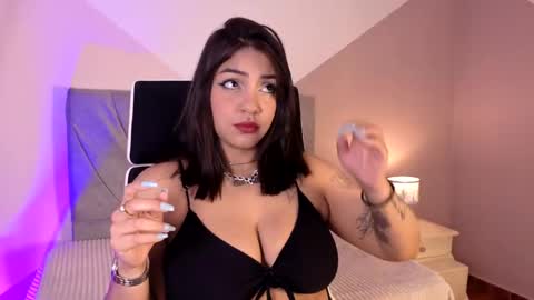 dania22_ online show from 03-31-26, 01:33