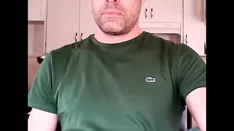 Snapshot of danibig94 chatting on 04-22-26, 04:52 danibig94 online show from 04-22-26, 04:52