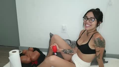 danidivina777 online show from 06-03-26, 10:48