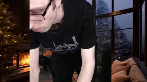 Snapshot of daniel9121 chatting on 12-27-24, 09:00 Daniel9121 online show from 12-27-24, 09:00