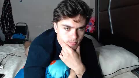 Snapshot of daniel_collins07 chatting on 02-14-25, 05:03 daniel_collins07 online show from 02-14-25, 05:03