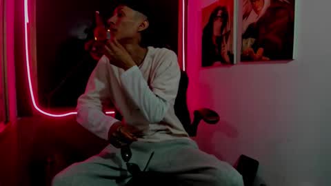 daniel_deluc77 online show from 12-21-25, 03:13