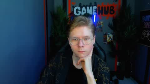 Snapshot of daniel_sanders chatting on 07-26-26, 10:33 Daniel online show from 07-26-26, 10:33