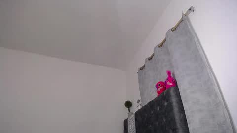 Snapshot of daniel_sherlock chatting on 06-02-26, 10:12 Daniel Sherlock online show from 06-02-26, 10:12
