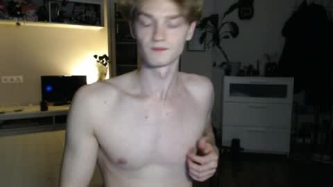 Snapshot of daniel_yumm chatting on 05-02-26, 08:47 Daniel online show from 05-02-26, 08:47