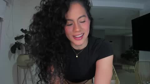 daniela_arenas online show from 01-24-25, 01:03