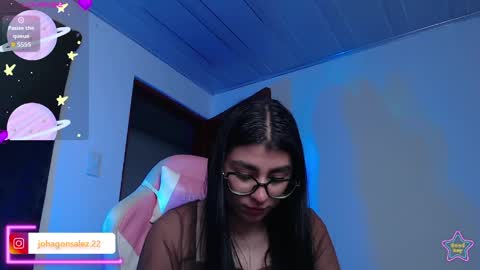 Snapshot of daniela_cute22 chatting on 06-07-26, 07:56 DANIELA online show from 06-07-26, 07:56