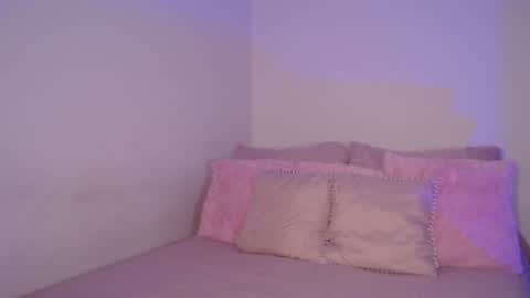 Lucia online show from 01-30-25, 04:02