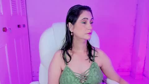 Daniela online show from 02-06-25, 07:45