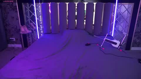danielareign online show from 05-19-26, 12:33