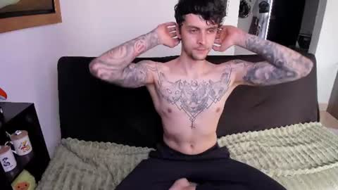 Daniele Bunny online show from 07-02-26, 05:52
