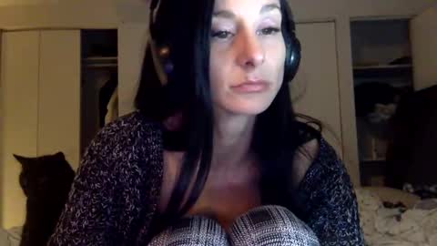 daniellbisous online show from 11-23-25, 07:30