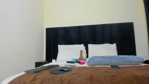 Snapshot of danielle_rock chatting on 02-01-26, 07:45 danielle_rock online show from 02-01-26, 07:45