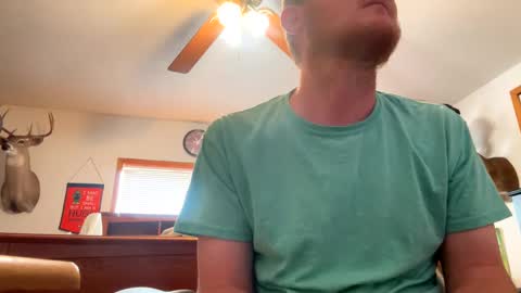 Daniel    y. online show from 12-02-24, 08:00