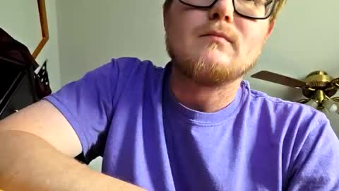 Daniel    y. online show from 01-05-26, 08:01