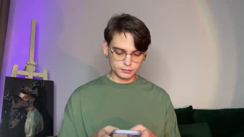 Snapshot of danieltuckerr chatting on 10-27-25, 04:22 danieltuckerr online show from 10-27-25, 04:22