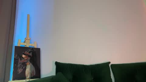 danieltuckerr online show from 11-18-25, 01:00