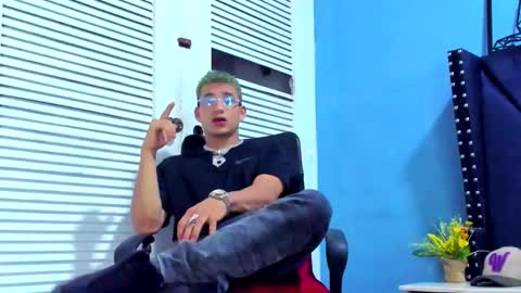 Dani online show from 02-19-25, 03:50