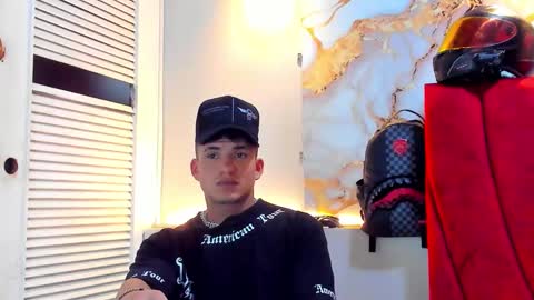 Dani online show from 12-20-25, 05:03