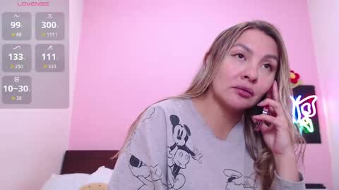 K A R O L online show from 04-20-26, 06:09