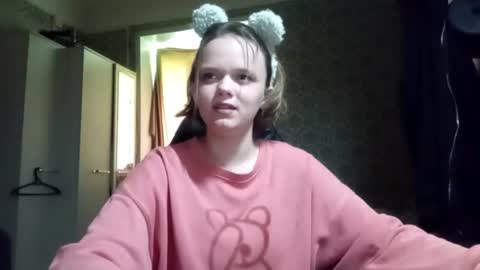 Adell online show from 06-13-26, 07:17