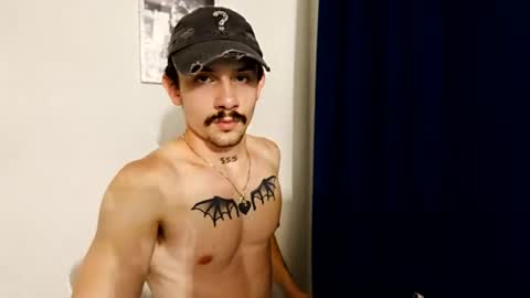 Snapshot of danilorenz0 chatting on 06-13-26, 06:22 Dani Lorenzo online show from 06-13-26, 06:22