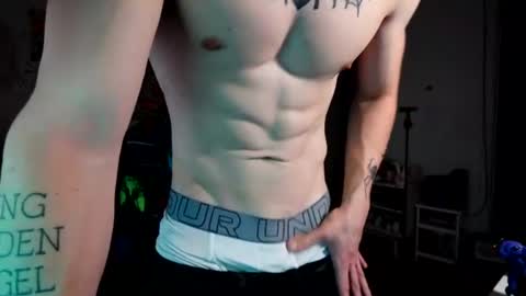 Snapshot of danilorenz0 chatting on 07-21-26, 04:59 Dani Lorenzo online show from 07-21-26, 04:59