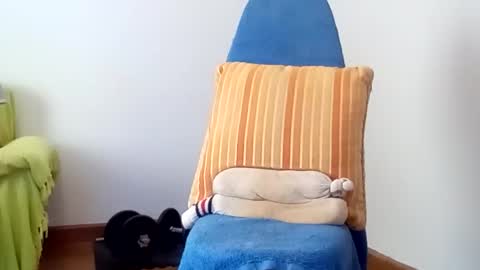 Snapshot of daniroca8 chatting on 11-26-25, 03:13 daniroca8 online show from 11-26-25, 03:13