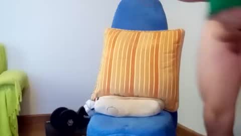 Snapshot of daniroca8 chatting on 12-04-25, 03:43 daniroca8 online show from 12-04-25, 03:43