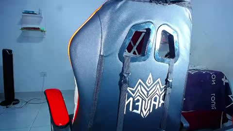 danisabrownn online show from 04-25-26, 09:34