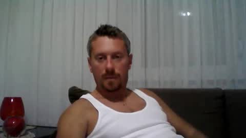 Snapshot of danisami12345 chatting on 11-04-25, 11:37 daniel online show from 11-04-25, 11:37